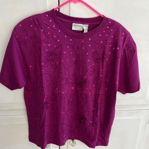 Review Women's Magenta Floral Tee